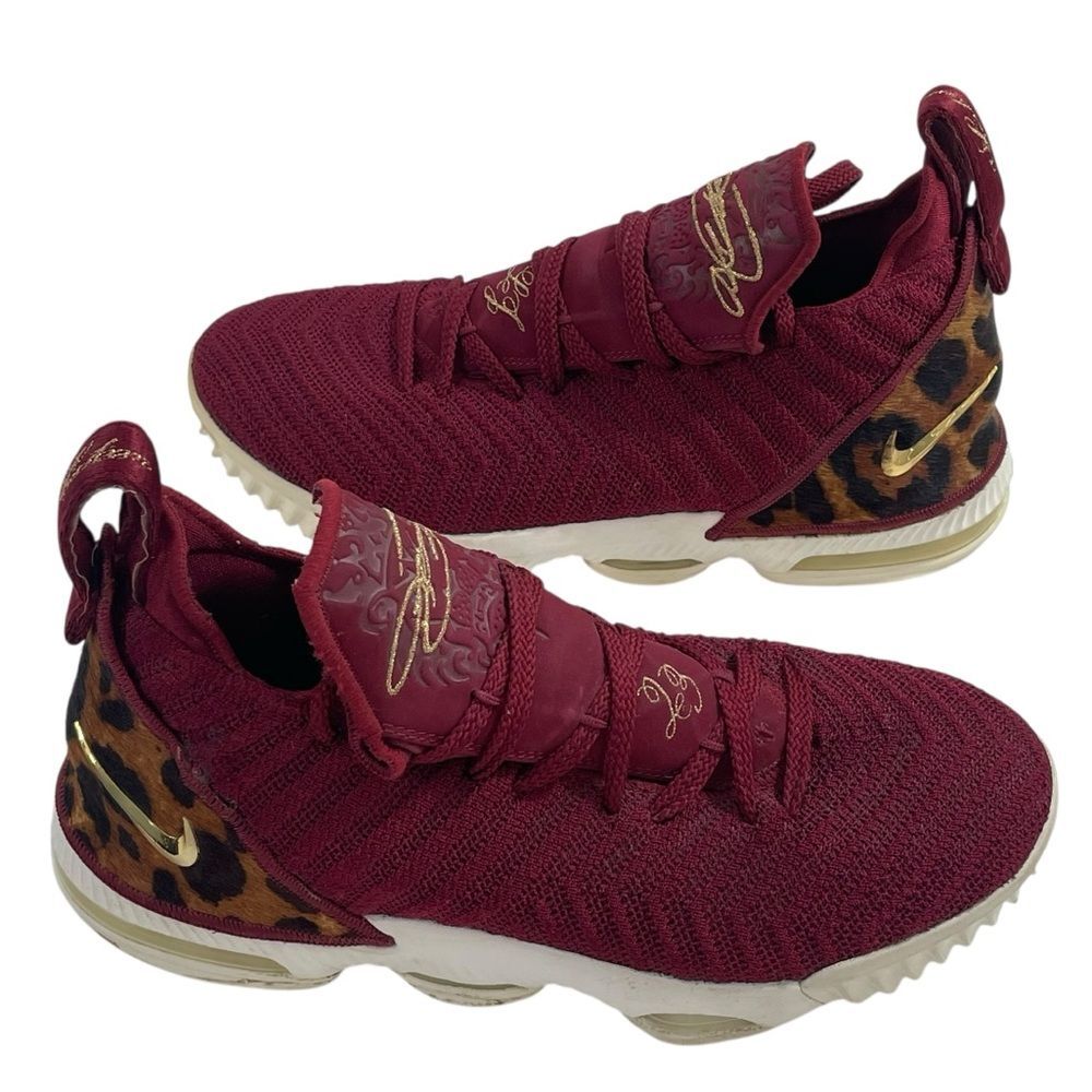 Nike Lebron 16 King Sneakers‎ Kids Youth Size 7Y Shoes